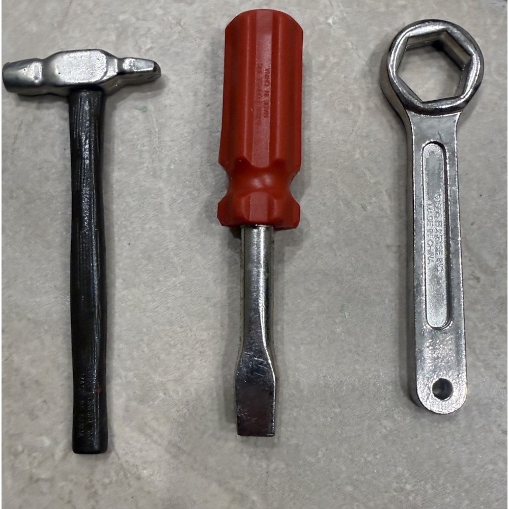 Vintage GM Promotional Metal Ball Peen Hammer Screwdriver Wrench 4" 1995 Fun Ris